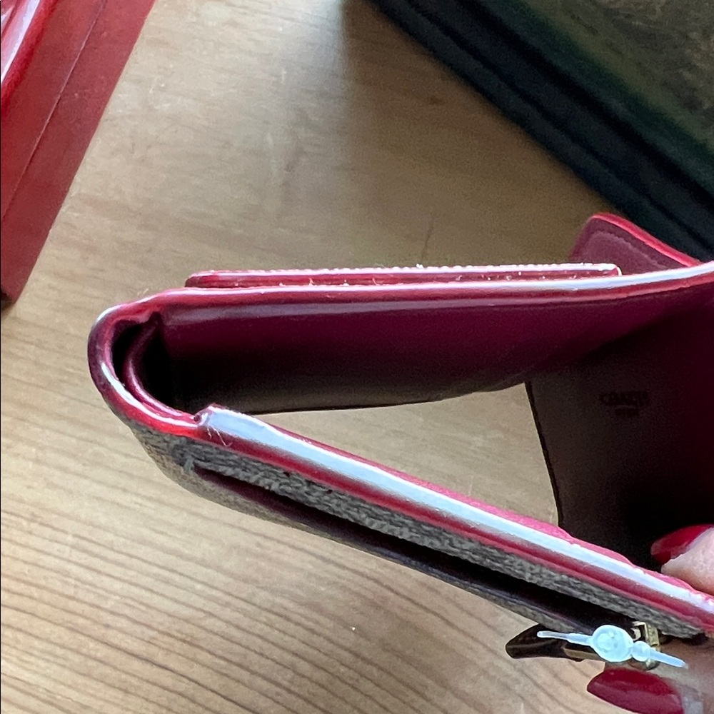 Coach Willow Signature Canvas Tote Bag and matching wallet - Picture 13 of 14